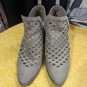 Women's Taupe Ankle Boots